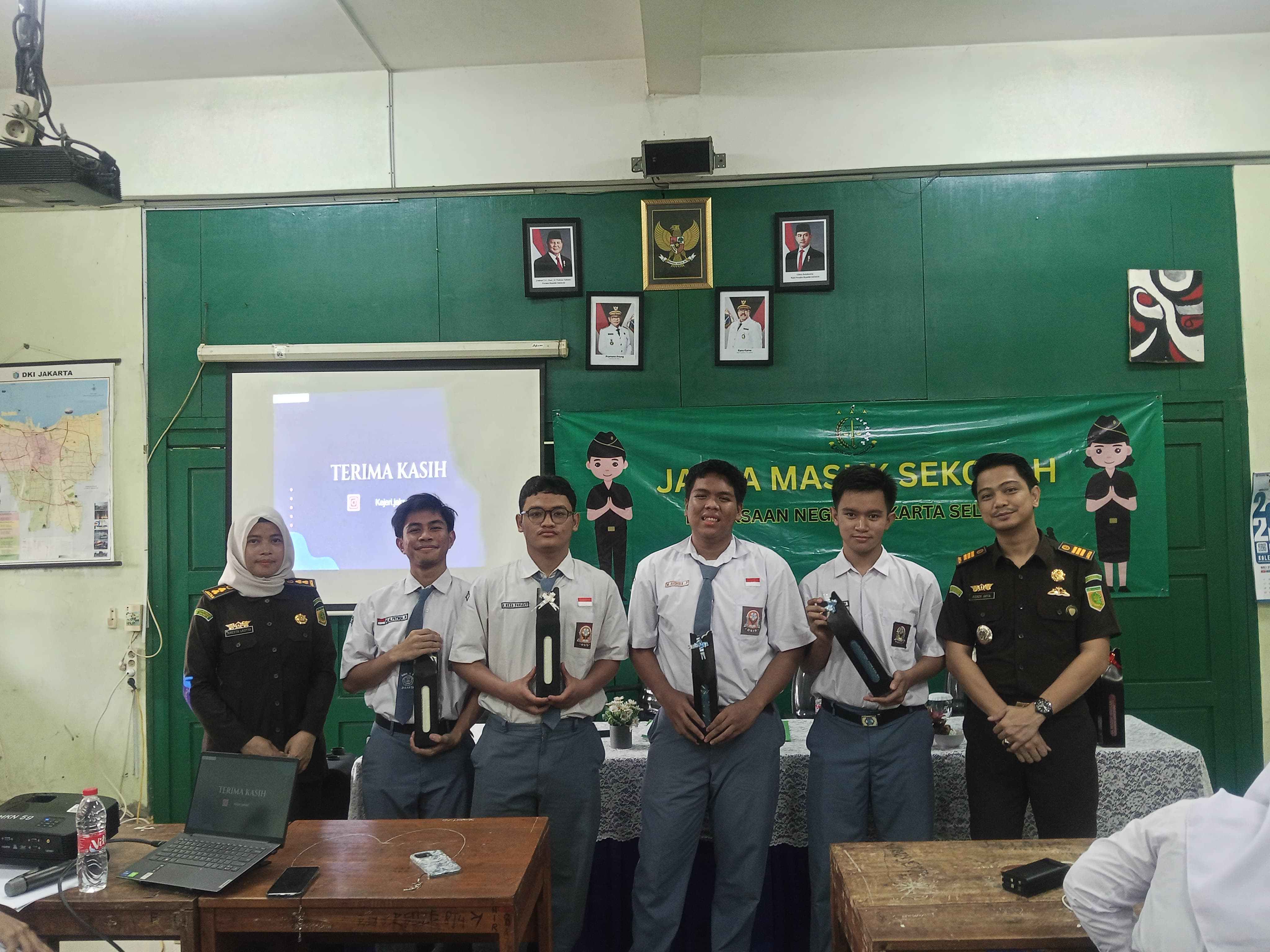 Gedung Sekolah SMA 14 SALATIGA